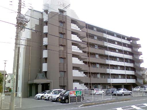 平塚駅　徒歩2分　バス10分構造：鉄筋ｺﾝｸﾘｰﾄ造
